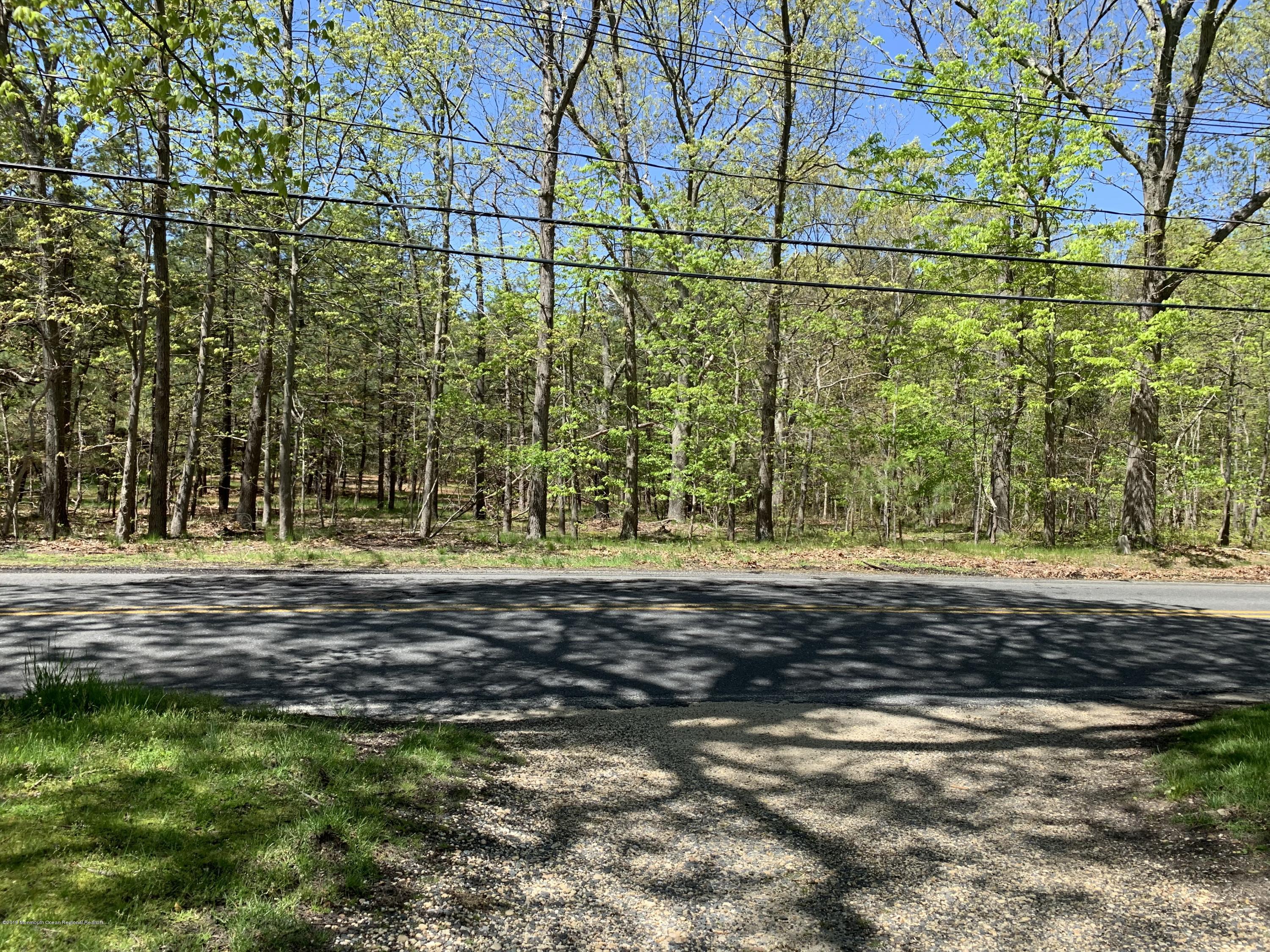 123 Georgia Road Freehold, NJ 07728 - Photo 27 of 27 IMG_2607