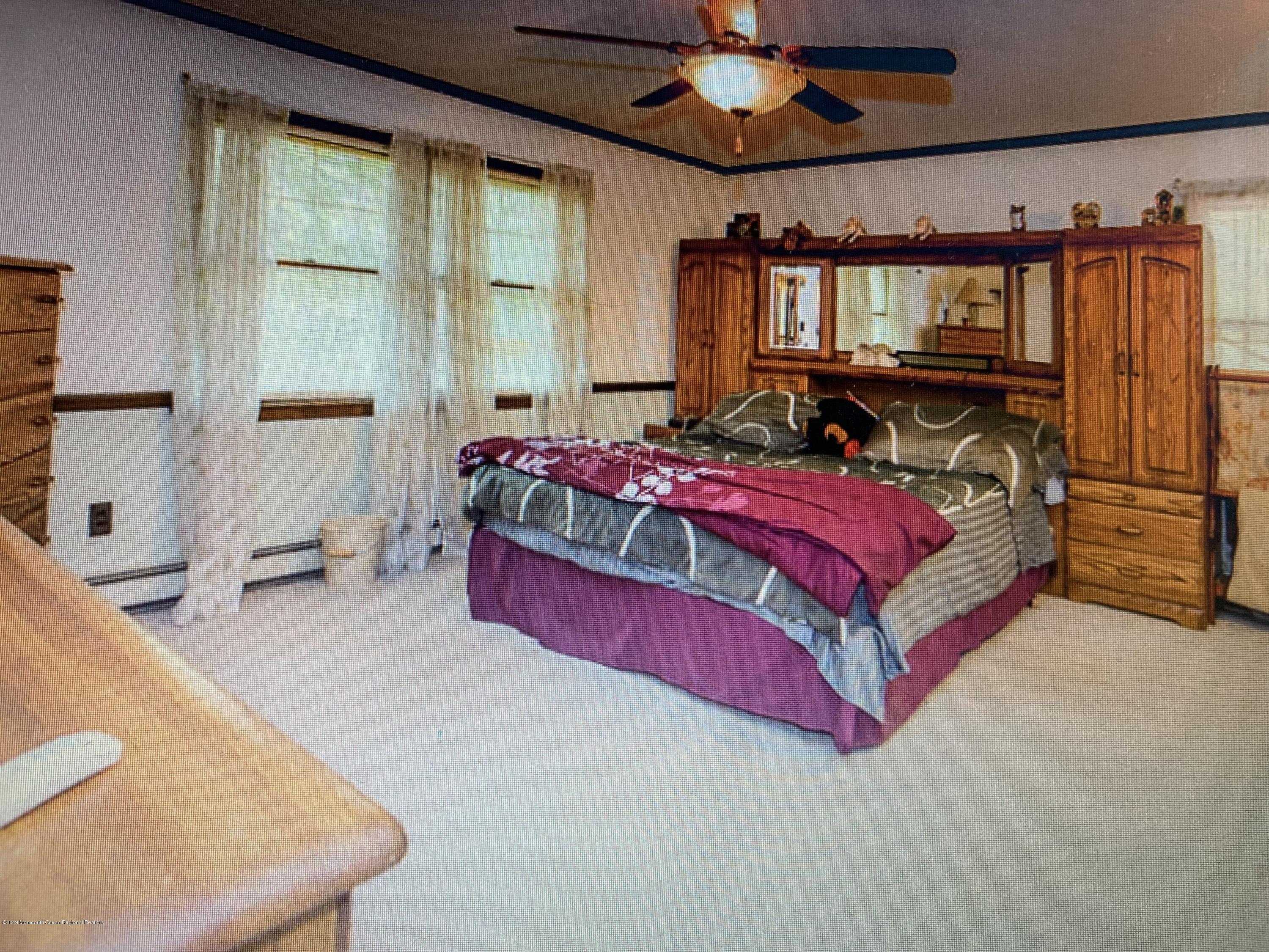 123 Georgia Road Freehold, NJ 07728 - Photo 10 of 27 IMG_2678