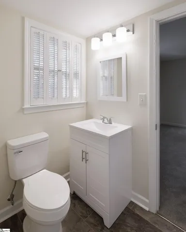 $499,900 | 515 Kenilworth Drive, Greenville, SC 29615