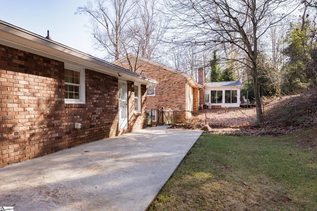 $499,900 | 515 Kenilworth Drive, Greenville, SC 29615