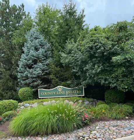 $1,199,000 | 1 Hidden Lake Drive, Burr Ridge, IL 60527