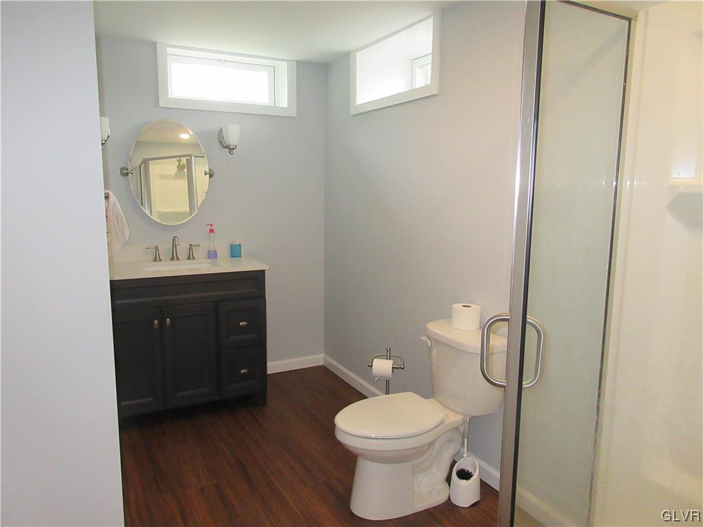 429 East Lawn Road Nazareth, PA 18064 - Photo 27 of 29 LL Full bath