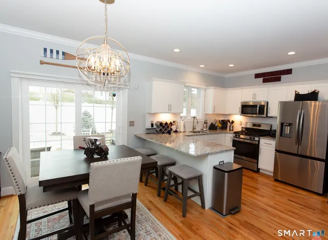 $400,000 | 644 Bartholomew Road, Unit 4, Middletown, CT 06457