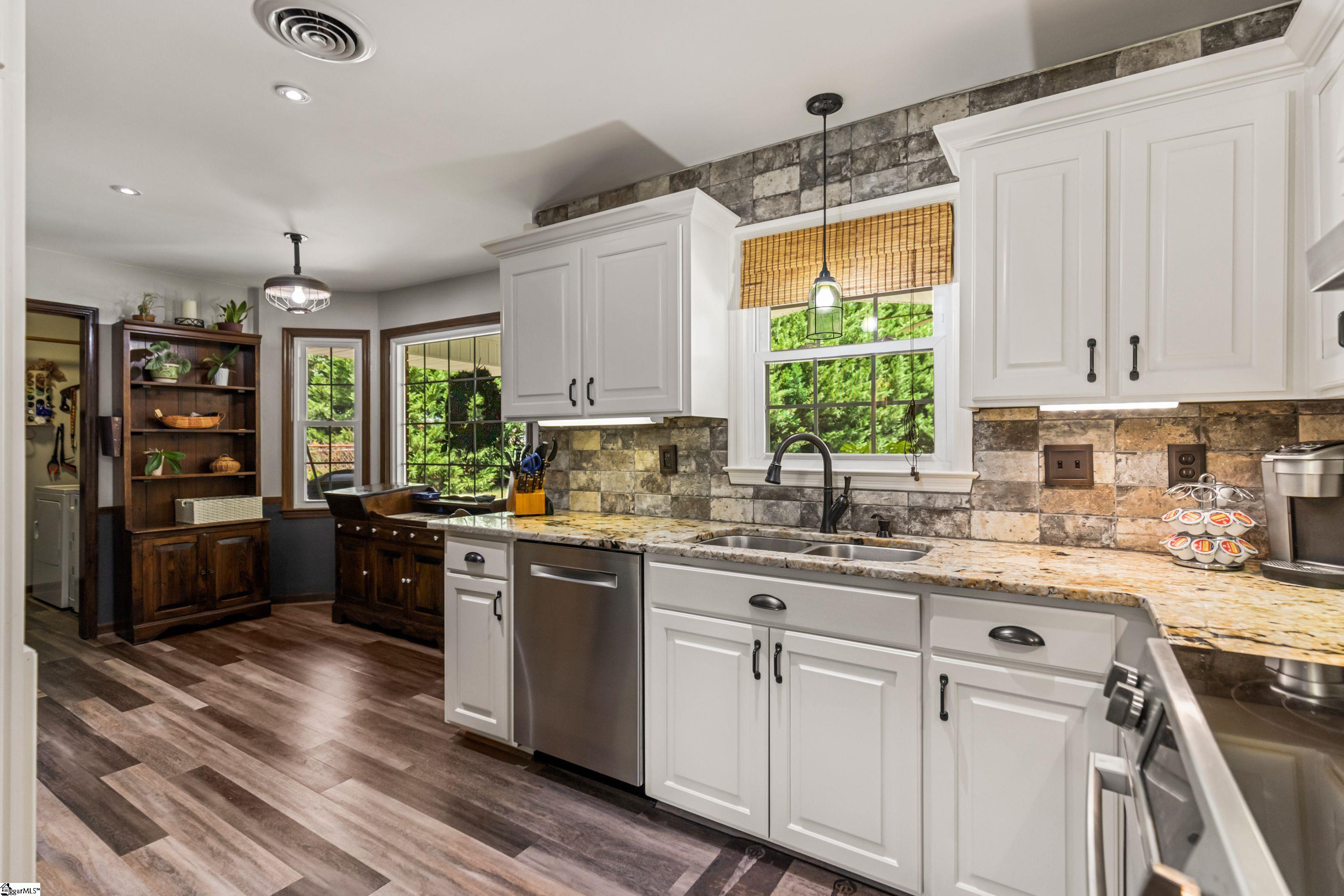 207 Green Ridge Drive Moore, SC 29369 - Photo 11 of 40