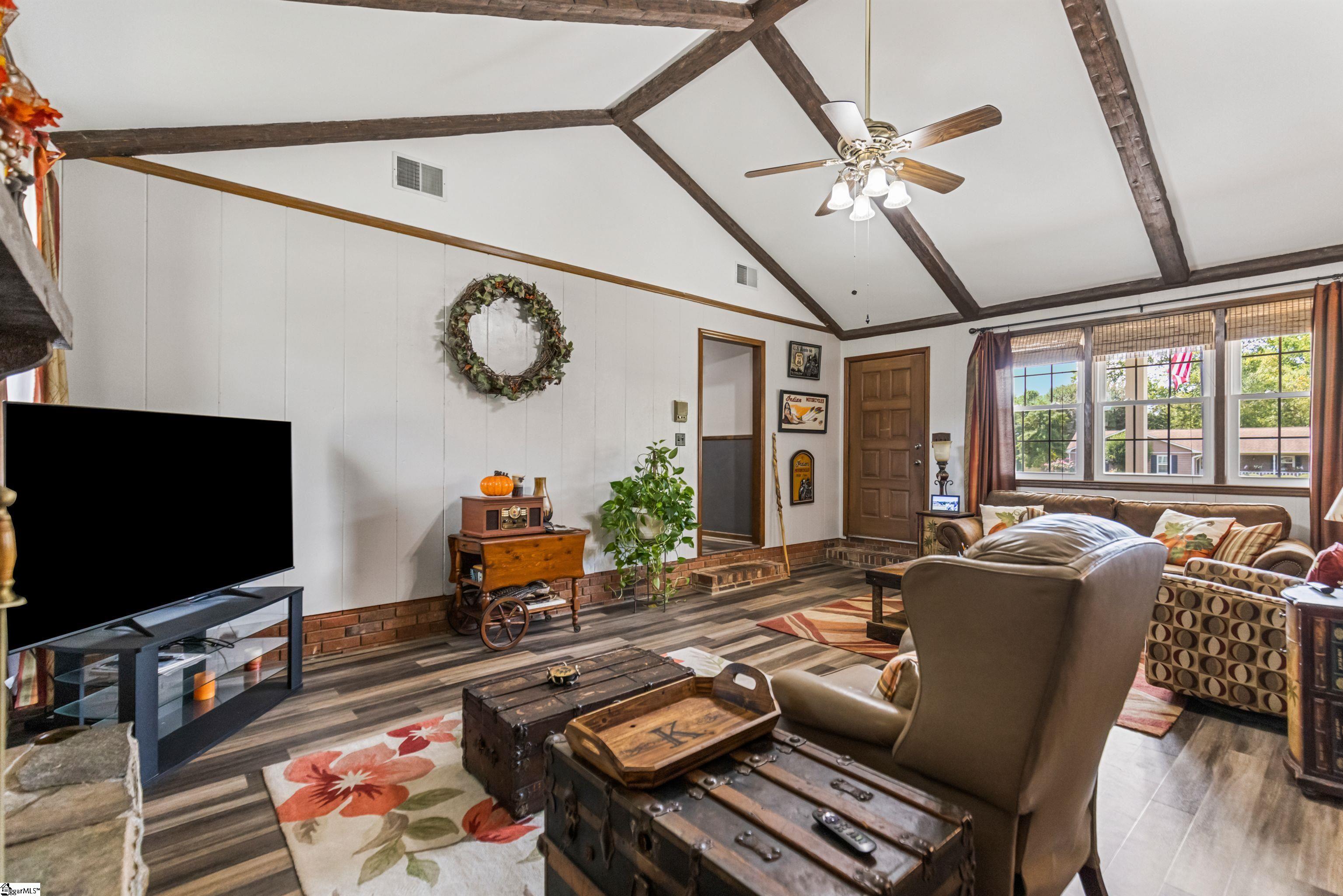 207 Green Ridge Drive Moore, SC 29369 - Photo 2 of 40