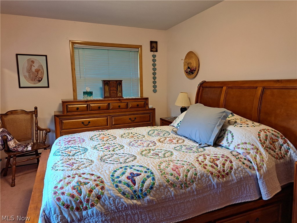 3905 Mark Road Cambridge, OH 43725 - Photo 26 of 50 Master bedroom