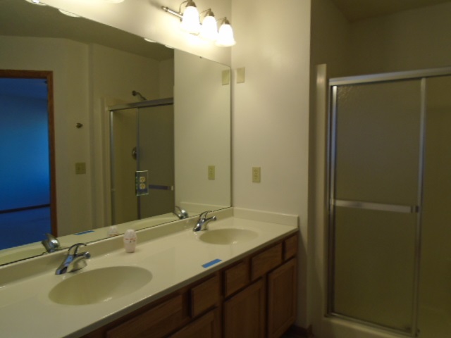 8629 Blue River Road Rockford, IL 61107 - Photo 15 of 19 Gallery Image 15