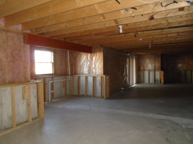 8629 Blue River Road Rockford, IL 61107 - Photo 17 of 19 Gallery Image 17