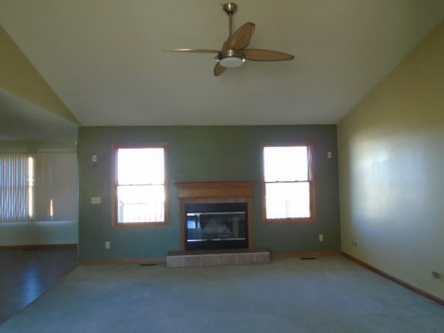 8629 Blue River Road Rockford, IL 61107 - Photo 3 of 19 Gallery Image 3