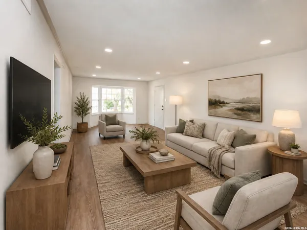 $220,000 | 102 Ruelle Lane, Unit 204D, San Antonio, TX 78209