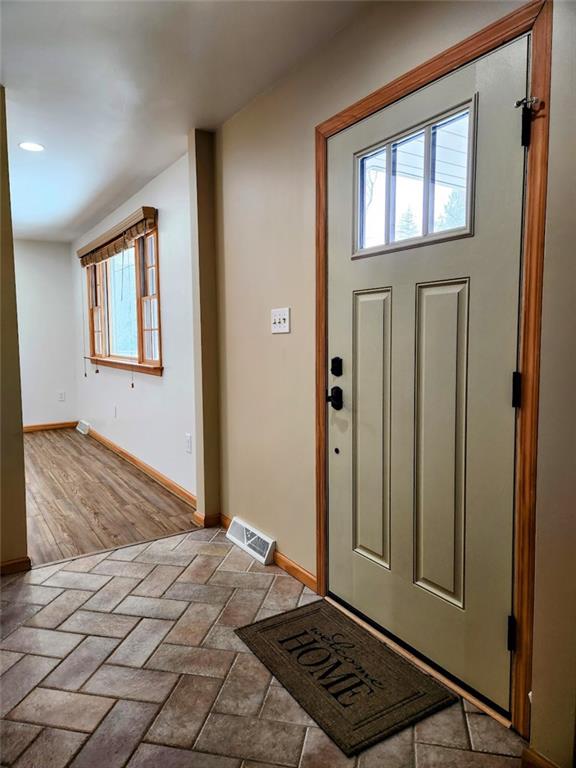 99 Buttercup Road Butler, PA 16001 - Photo 3 of 35 Entry way upon entering