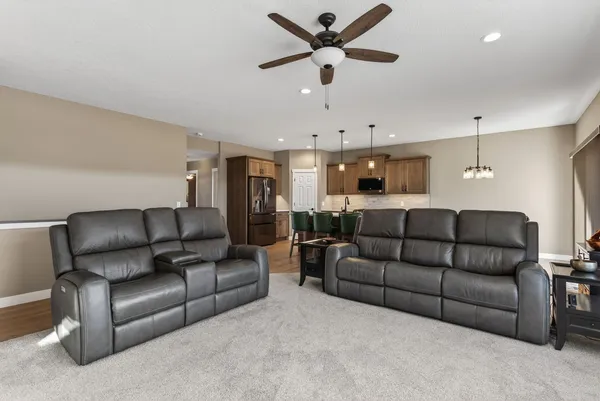 $480,000 | 6210 College Avenue, Davenport, IA 52807