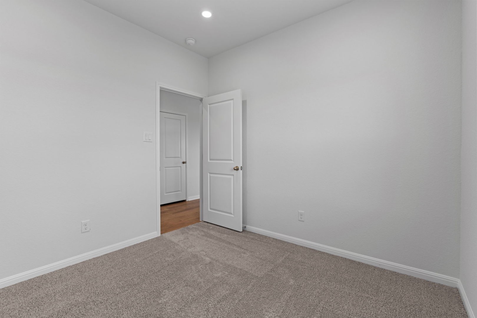 149 Hatari Trail Jarrell, TX 76537 - Photo 12 of 31