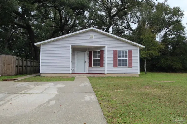 $1,325 | 3740 Frontera Circle, Pensacola, FL 32505