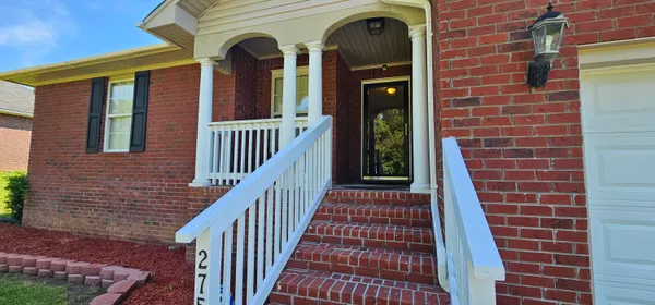 $248,000 | 2755 Navigator Circle, Dalzell, SC 29040