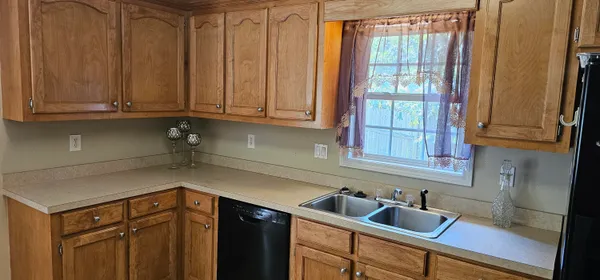 $248,000 | 2755 Navigator Circle, Dalzell, SC 29040