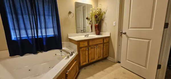 $248,000 | 2755 Navigator Circle, Dalzell, SC 29040
