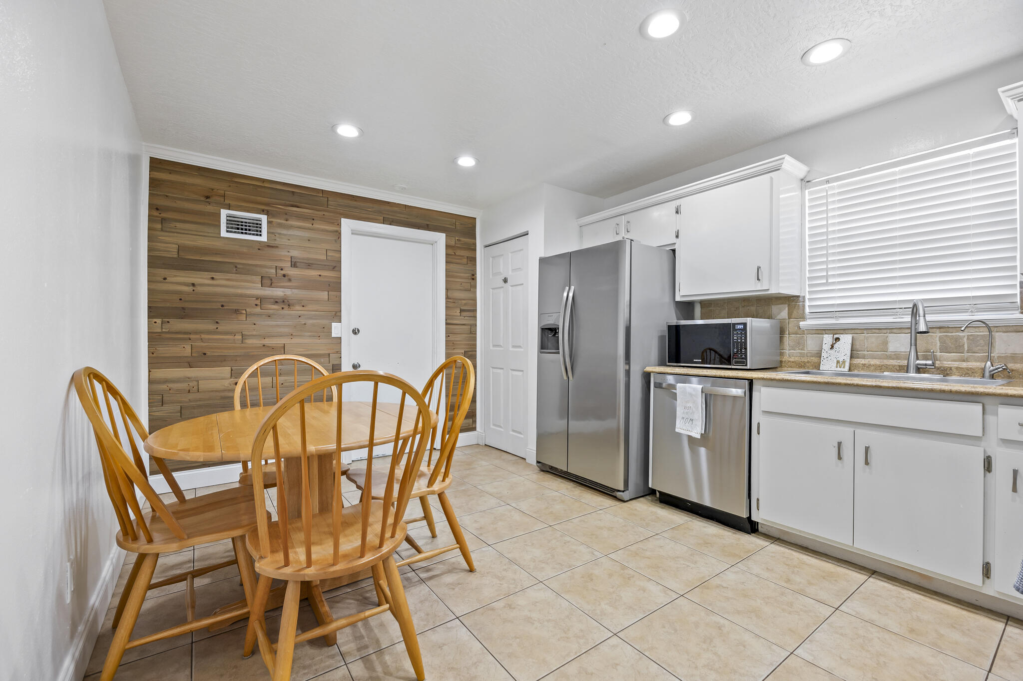 434 Avocado Road Northwest Palm Bay, FL 32907 - Photo 8 of 34 a-18