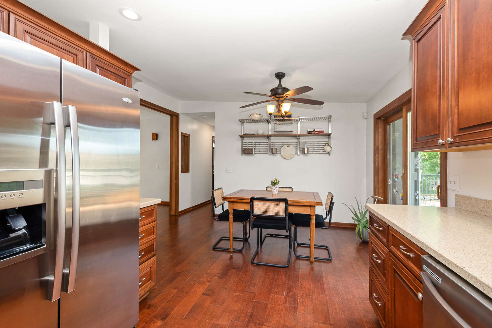 36 Evergreen Road Streamwood, IL 60107 - Photo 8 of 28 Gallery Image 8