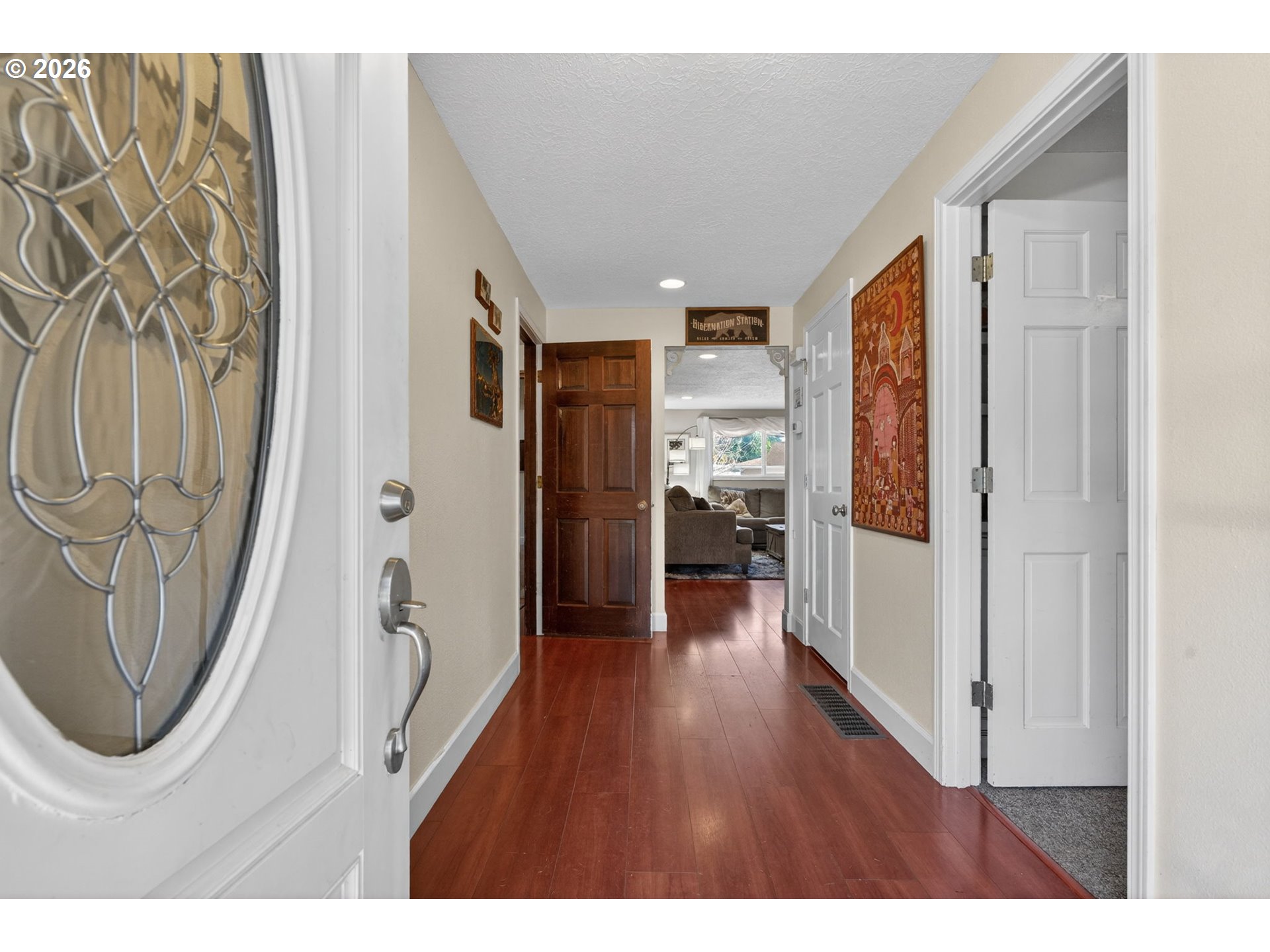 14758 Southeast Raintree Court Milwaukie, OR 97267 - Photo 2 of 29 Entrance/Foyer