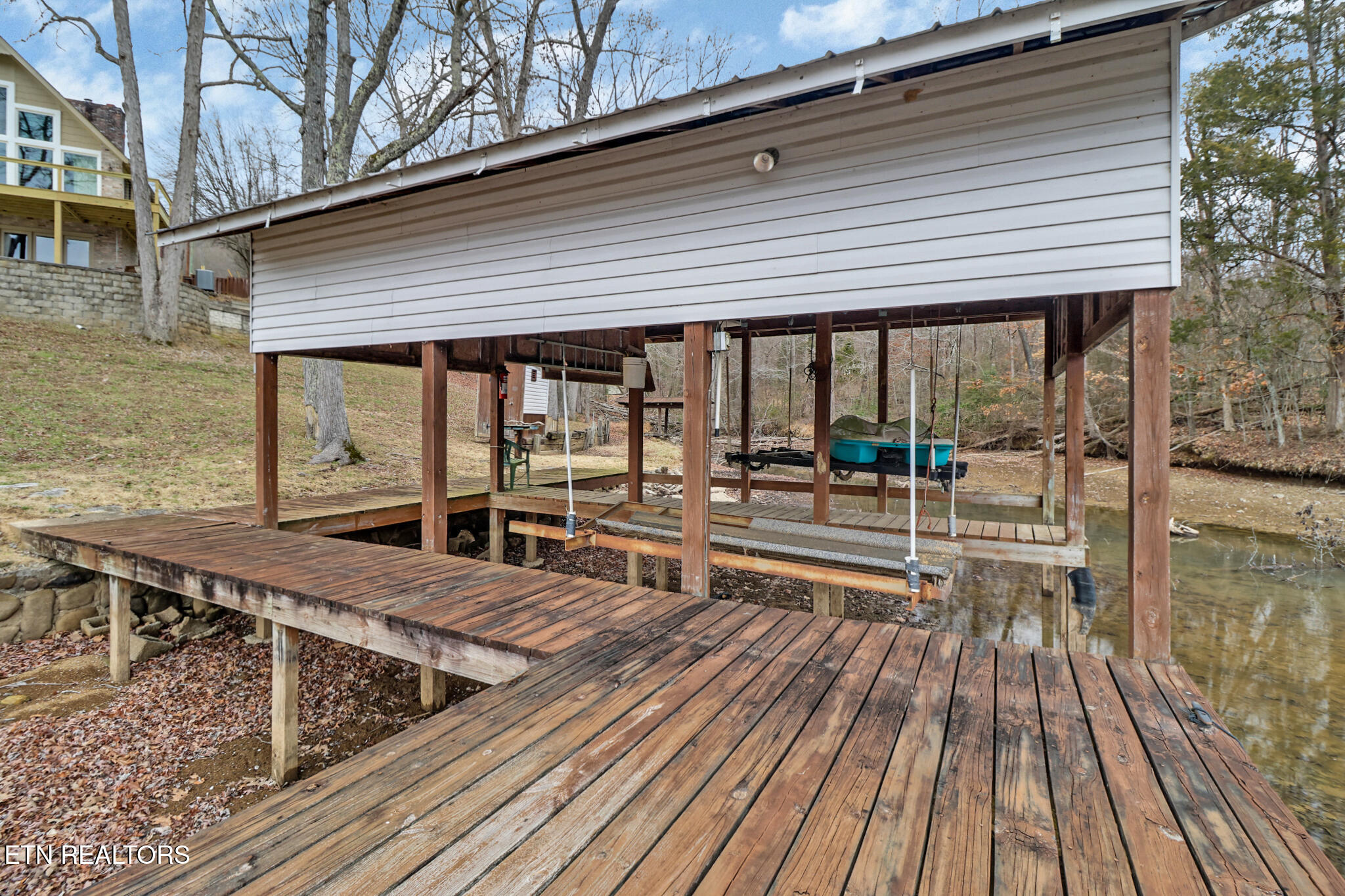 165 Lakeshore Court Spring City, TN 37381 - Photo 27 of 58 if1a9469-if1a9473