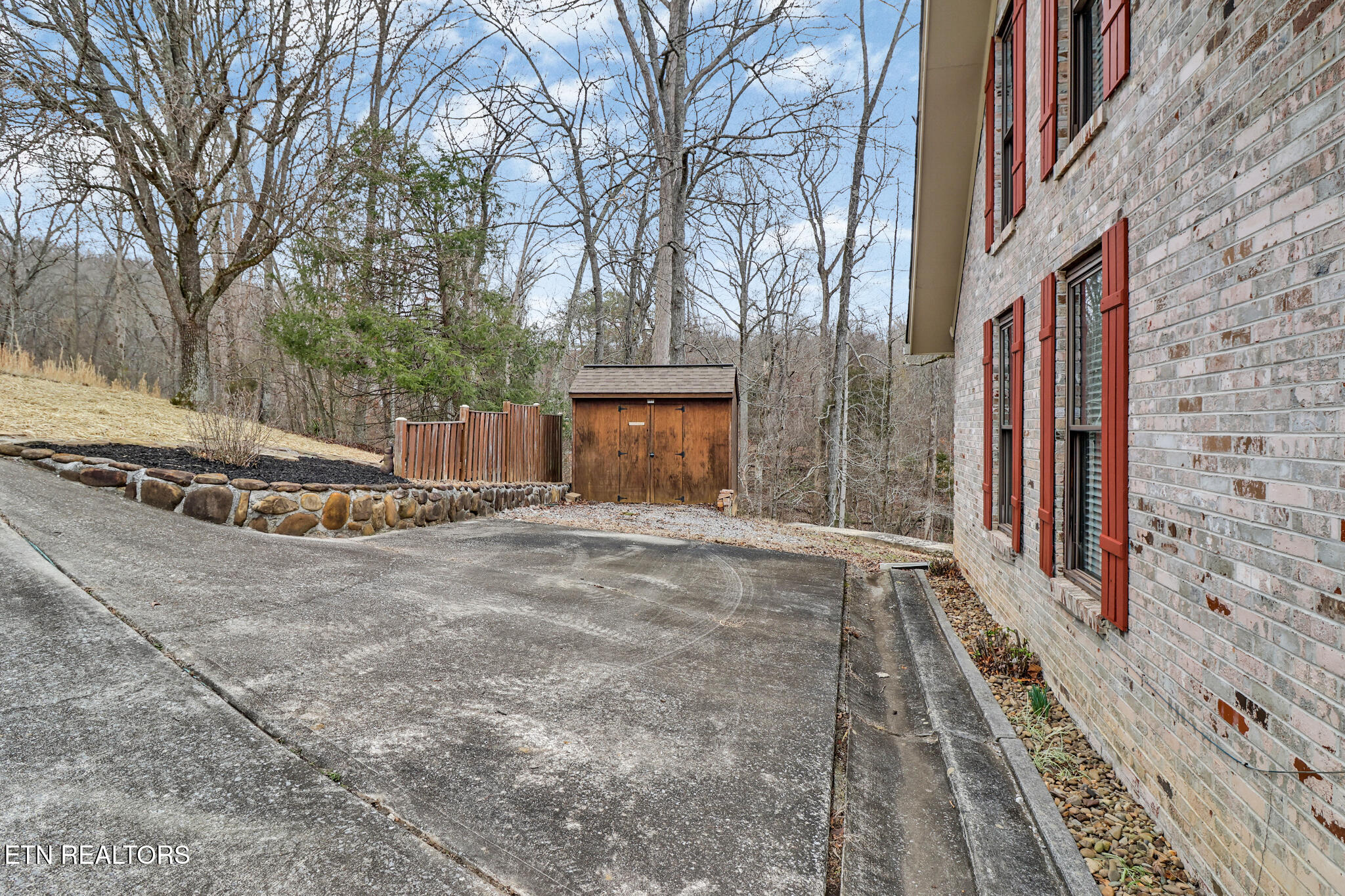 165 Lakeshore Court Spring City, TN 37381 - Photo 34 of 58 if1a9514-if1a9518