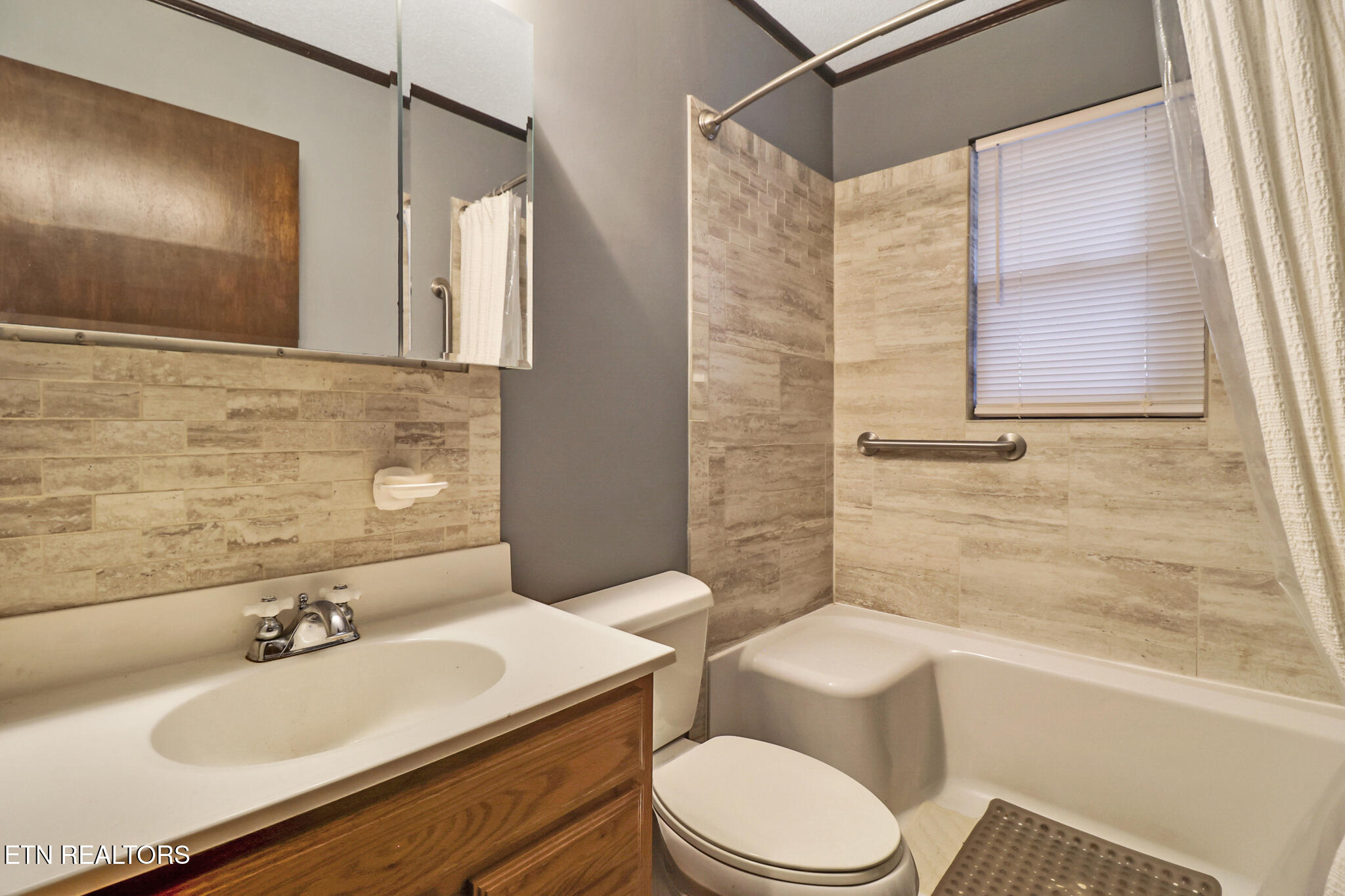 165 Lakeshore Court Spring City, TN 37381 - Photo 47 of 58 if1a9594-if1a9598
