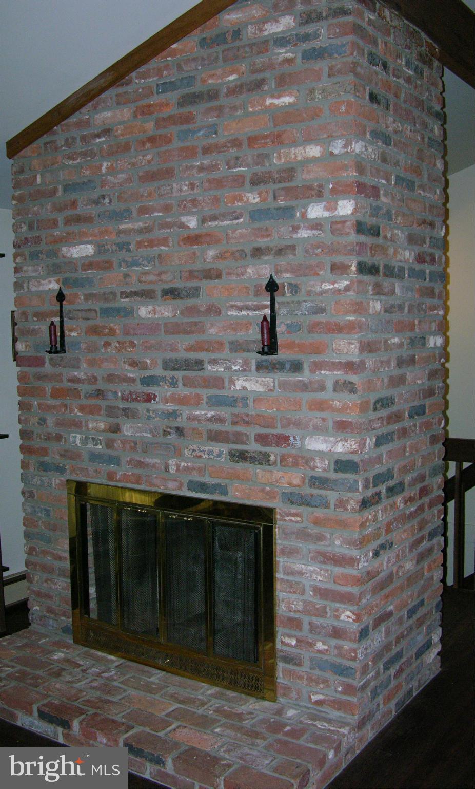 7446 Old Washington Road Woodbine, MD 21797 - Photo 9 of 20 Living Room