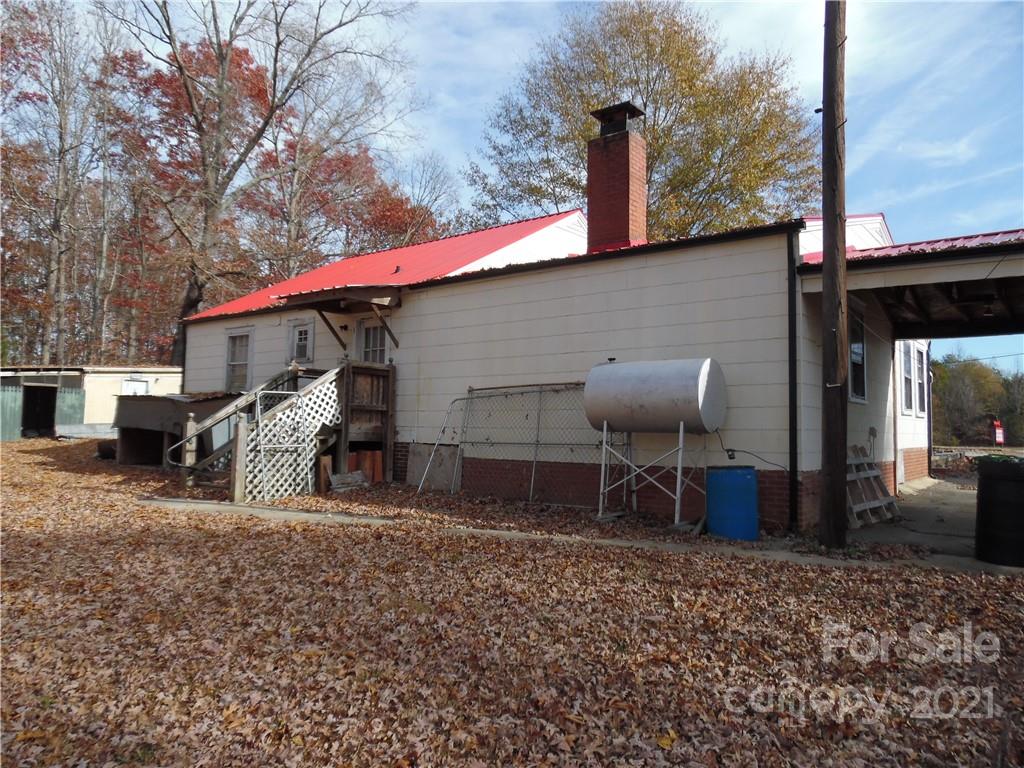 543 Sigmon Road Lincolnton, NC 28092 - Photo 3 of 6 Gallery Image 3