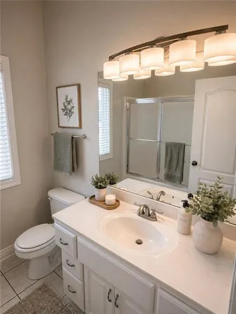 $689,500 | 3204 Harbor View Drive, St. Joseph, MO 64506