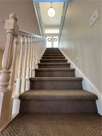 $689,500 | 3204 Harbor View Drive, St. Joseph, MO 64506