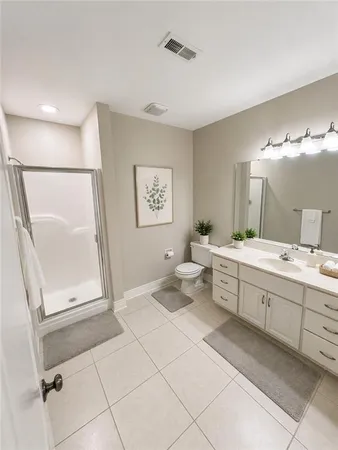 $689,500 | 3204 Harbor View Drive, St. Joseph, MO 64506