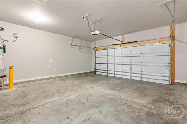 $2,750 | 142 Bottlebrush Drive, Bloomingdale, GA 31302