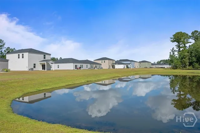 $2,750 | 142 Bottlebrush Drive, Bloomingdale, GA 31302