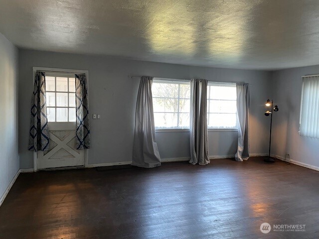 5724 Guide Meridian Bellingham, WA 98226 - Photo 14 of 38