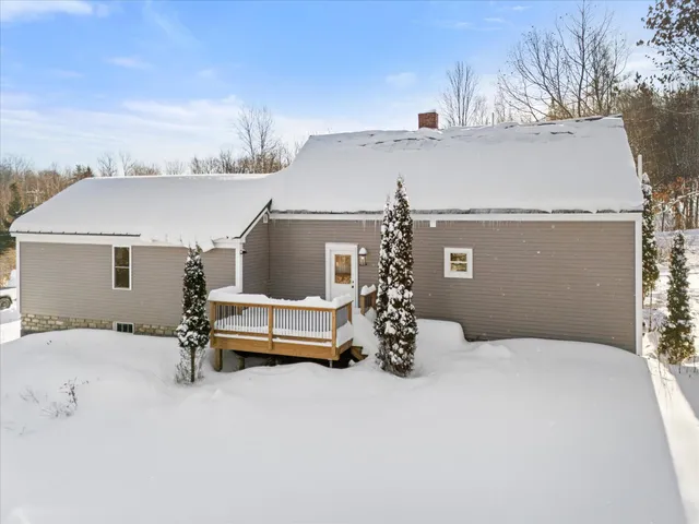 $335,000 | 2514 Western Avenue, Newburgh, ME 04444