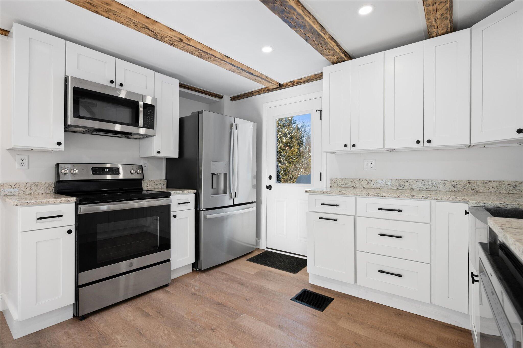2514 Western Avenue Newburgh, ME 04444 - Photo 10 of 49 14-Kitchen