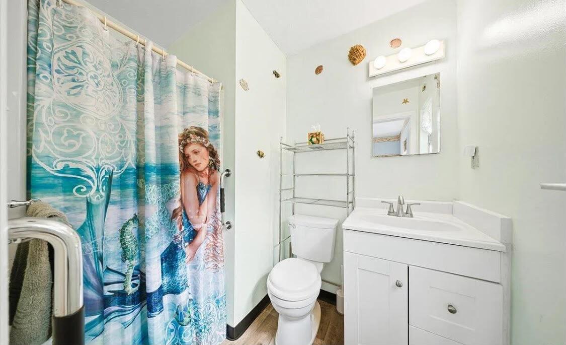 22 Stirrup Key Road Marathon, FL 33050 - Photo 11 of 15 8bd0893d-2ba5-4556-b86c-c49554ba65c2