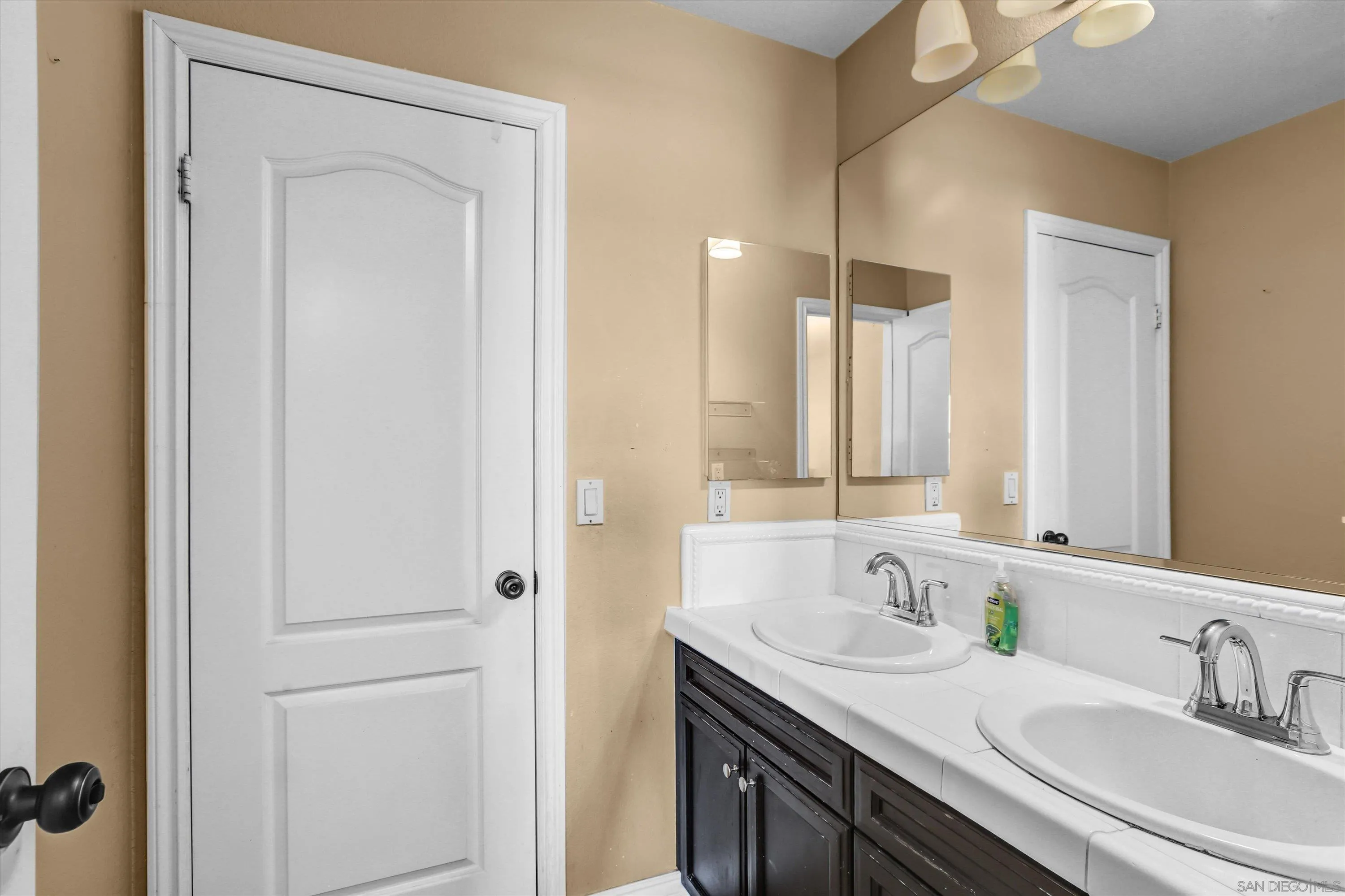 863 Sunset Ridge Place Chula Vista, CA 91914 - Photo 28 of 47 Gallery Image 28