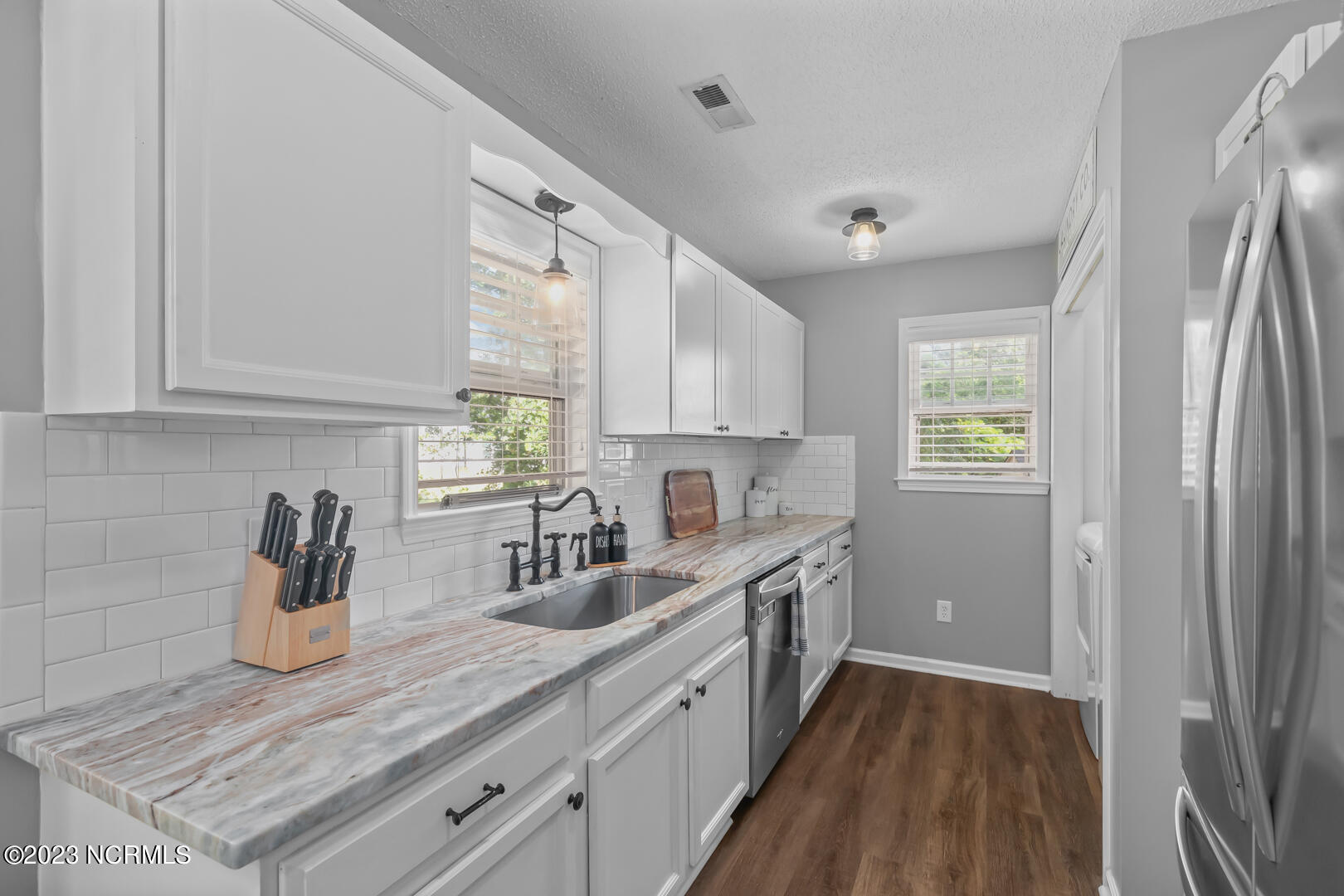 161 Core Road Richlands, NC 28574 - Photo 11 of 39 16