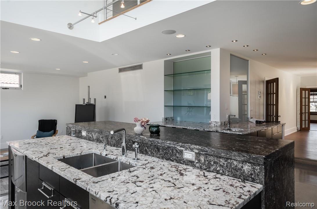 16 Ridge Road Pleasant Ridge, MI 48069 - Photo 11 of 44 Kitchen Island with Leathered Granite