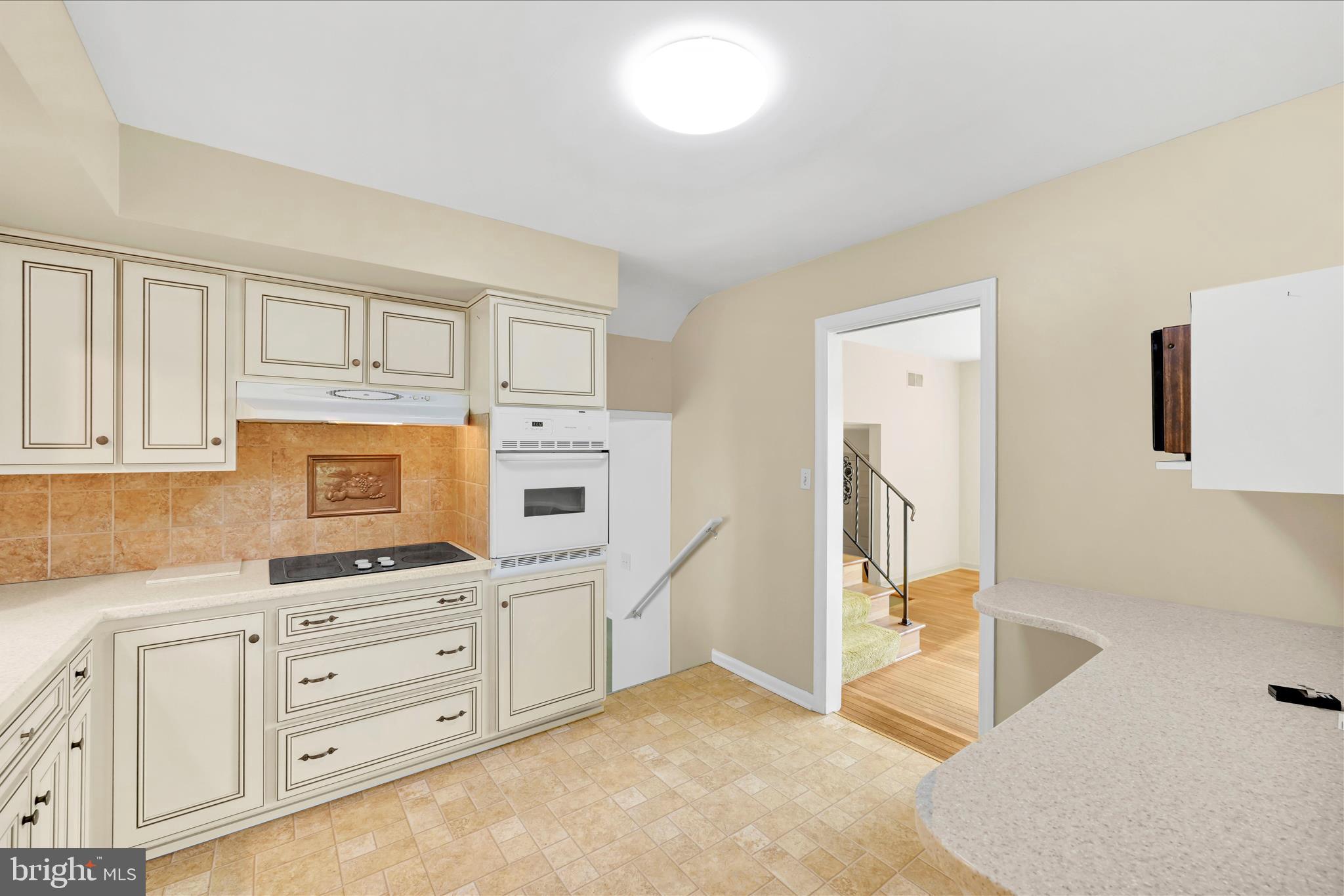 2341 Butter Road Lancaster, PA 17601 - Photo 18 of 50 Kitchen