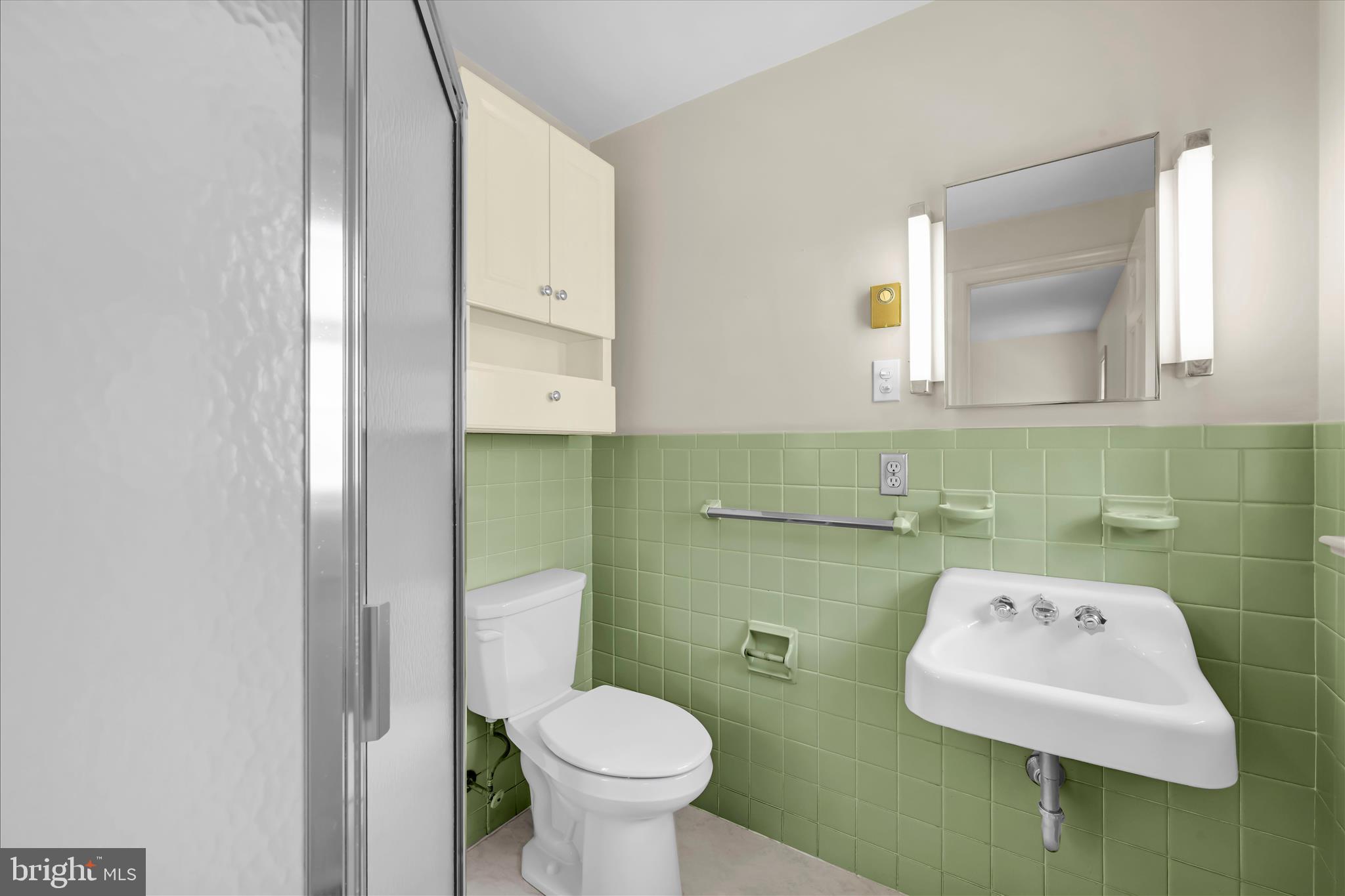 2341 Butter Road Lancaster, PA 17601 - Photo 29 of 50 Bathroom