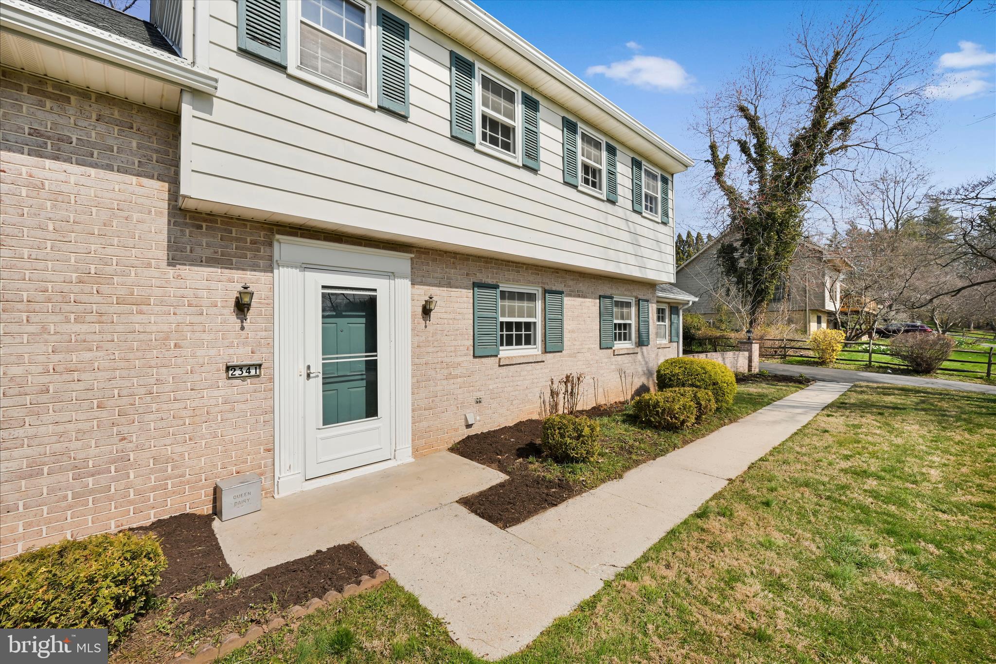 2341 Butter Road Lancaster, PA 17601 - Photo 10 of 50 Entrance