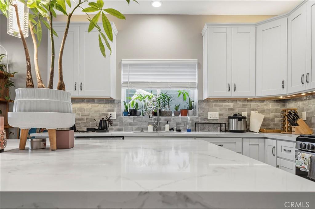 1650 Paraiso Avenue Spring Valley, CA 91977 - Photo 6 of 55