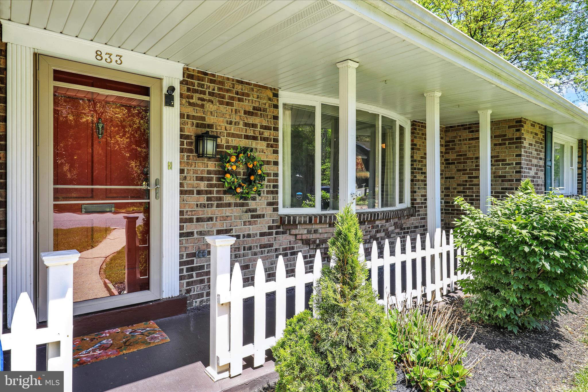 833 Joan Terrace Reading, PA 19611 - Photo 4 of 51