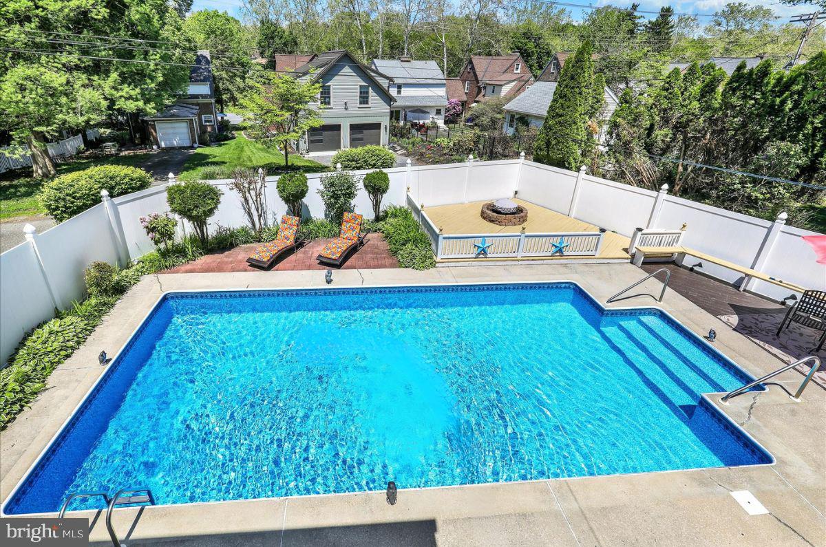 833 Joan Terrace Reading, PA 19611 - Photo 9 of 51 Inground pool
