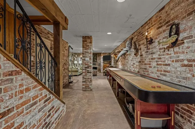 a view of an entryway