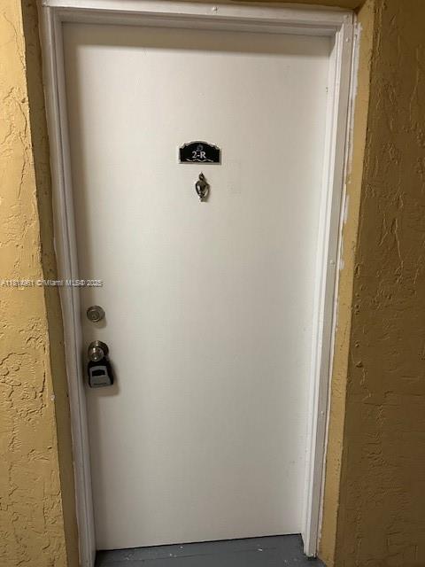 5400 Southwest 77th Court, Unit 2R Miami, FL 33155 - Photo 3 of 18 a bathroom with a shower