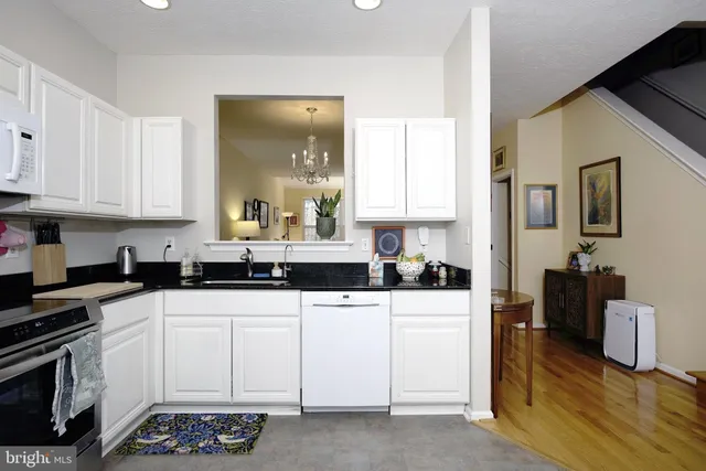 $439,900 | 233 Cayman Court, Wilmington, DE 19808